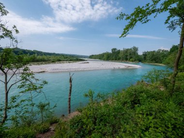 Kuzey İtalya 'daki Piave Nehri. Doğa ve Tarihi Tarihi Tarihi Tarihi. Yüksek kalite fotoğraf