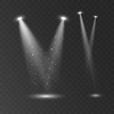Parlak spot ışığı. Şeffaf ışınlarla parlayan ışık efekti. PNG