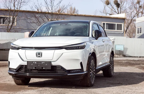 Lviv Ukraine 2023 Electric New White Car Honda Hs1 Sale — Foto Stock