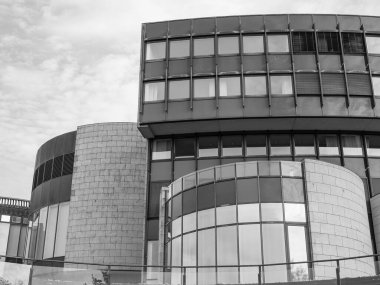 Almanya 'nın Ren Nehri kıyısında Düsseldorf şehri.