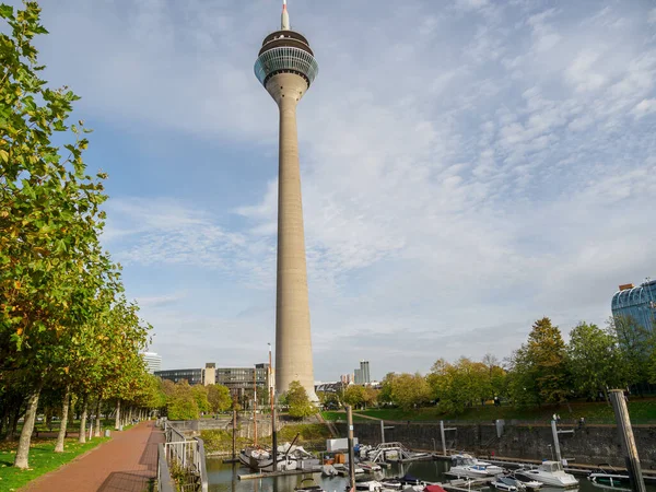 Ciudad Düsseldorf Río Rin Alemania — Foto de Stock