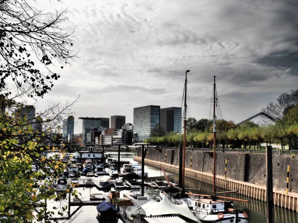 Düsseldorf Városa Németországi Orrszarvú Folyónál — Stock Fotó