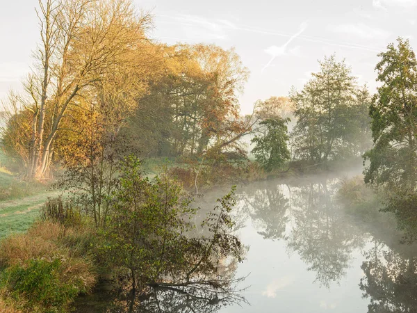 Alman Westphalia Nehrinde Sonbahar Zamanı — Stok fotoğraf