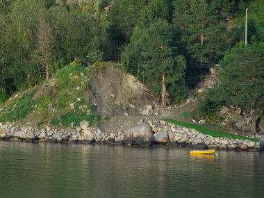 Norveç fiyortları içinde seyir