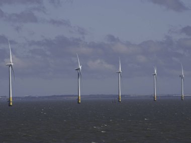 the thames river near london