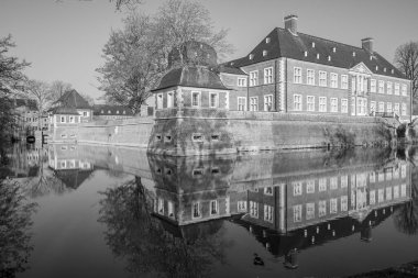 Almanya 'daki Ahaus Şatosu ve Şehri