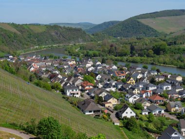 Saarburg 'da küçük bir şehir, Almanya' da saar nehrinde.