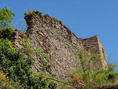 Saarburg 'da küçük bir şehir, Almanya' da saar nehrinde.