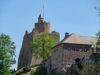 Saarburg 'da küçük bir şehir, Almanya' da saar nehrinde.