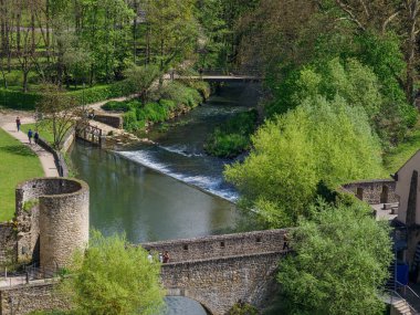 İlkbahar zamanı Lüksemburg şehri