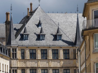 İlkbahar zamanı Lüksemburg şehri