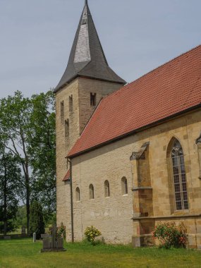 Yazın başında Ochtrup yakınlarındaki Alman Muensterland 'inde.