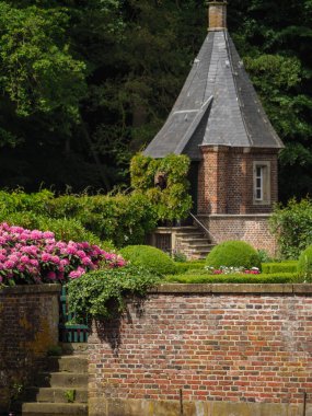 Yazın başında Ochtrup yakınlarındaki Alman Muensterland 'inde.