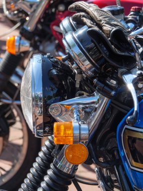 Eski motosikletlerin birçok ayrıntısı