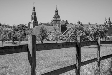 Alman Muensterland 'indeki Raesfeld köyü.