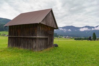 Szkammergut 'ta Gosau yakınlarındaki Avustralya Alplerinde yaz zamanı.