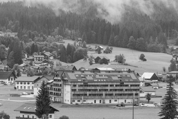 Sommerzeit Den Österreichischen Alpen Bei Gosau Salzkammergut — Stockfoto