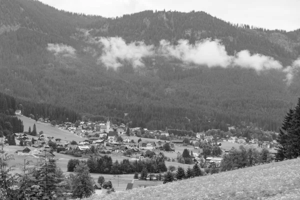 Czas Letni Austriackich Alpach Niedaleko Gosau — Zdjęcie stockowe