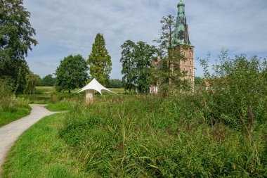 Alman Muensterland 'ındaki Raesfeld' in odl kalesi.