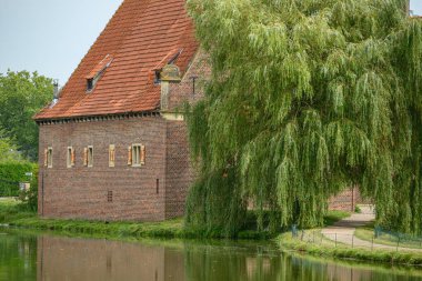 Alman Muensterland 'ındaki Raesfeld' in odl kalesi.