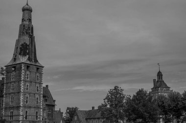 Alman Muensterland 'ındaki Raesfeld' in odl kalesi.