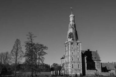 Alman Muensterland 'indeki Raesfeld Şatosu