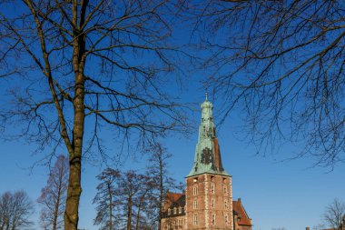 Alman Muensterland 'indeki Raesfeld Şatosu