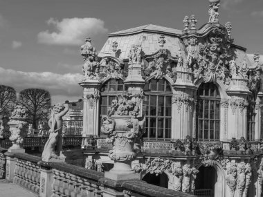 Almanya 'daki eski Dresden şehrinde.