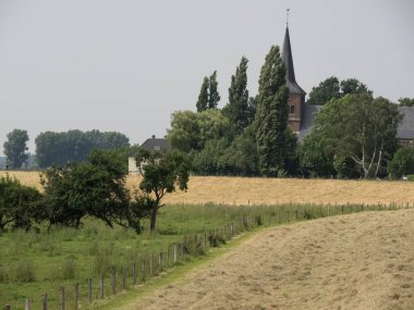 Ren nehrinde bislich 'te