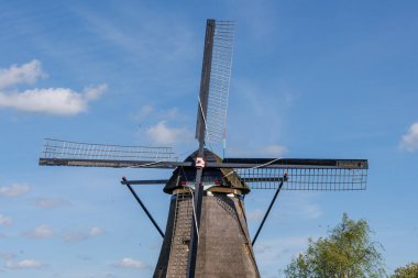Hollanda 'daki Kinderdijk değirmenleri