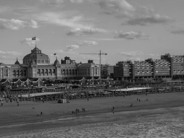 Scheveningen Hollanda 'nın kuzey denizinde