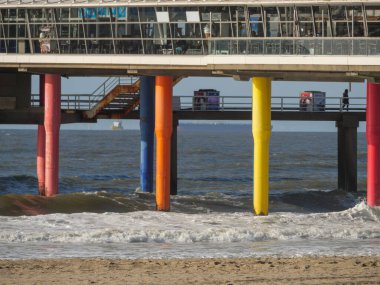 Scheveningen Hollanda 'nın kuzey denizinde