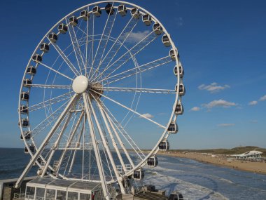 Scheveningen Hollanda 'nın kuzey denizinde