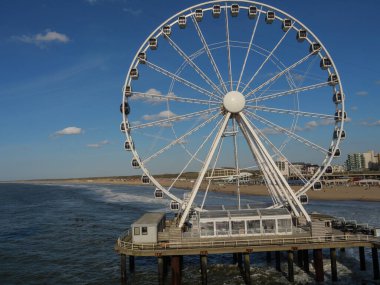 Scheveningen Hollanda 'nın kuzey denizinde