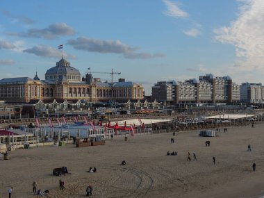 Scheveningen Hollanda 'nın kuzey denizinde