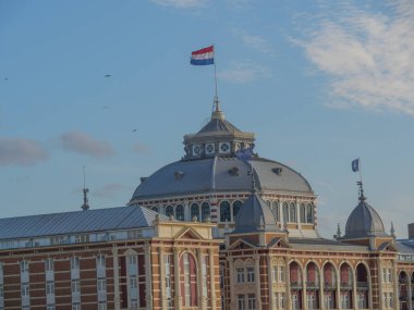 Scheveningen Hollanda 'nın kuzey denizinde