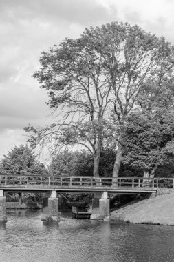 Gemen köyü ve eski şatosu.