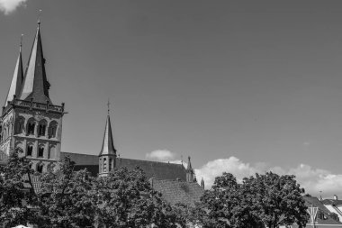 Almanya 'nın Ren Nehri' ndeki eski Xanten şehri.