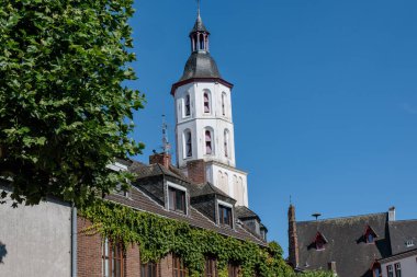 Almanya 'nın Ren Nehri' ndeki eski Xanten şehri.