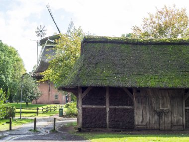 Bad Zwischenahn şehri Almanya 'da bir gölde
