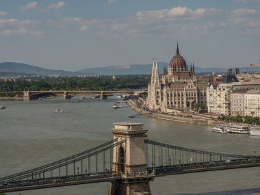 Budapeşte şehri Hungary 'deki Danube Nehri' nde.