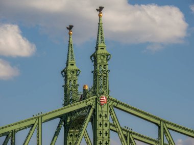 Budapeşte şehri Hungary 'deki Danube Nehri' nde.