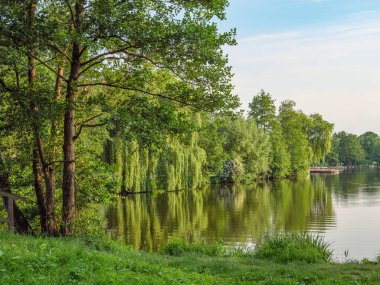 Borken yakınlarındaki Westphalia Gölü.