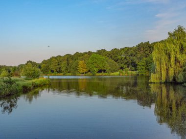 Borken yakınlarındaki Westphalia Gölü.