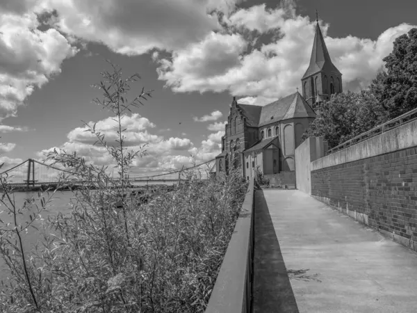 Stock image emmerich at the rhine river in germany