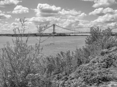 Emmerich Almanya 'daki Ren Nehri' nde.