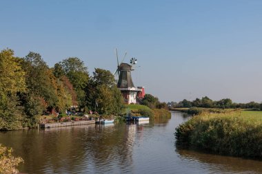 Kuzey Denizi 'ndeki Greetsiel köyü.