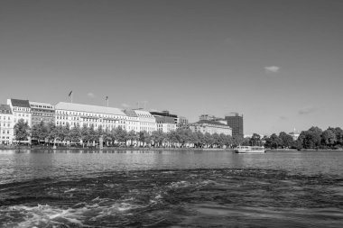 Hamburg Alster Nehri 'nde