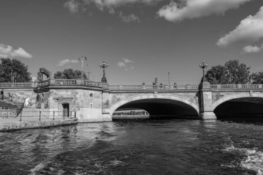 Hamburg ve alster vier