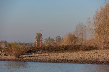 Ren nehrinde sonbahar vergisi